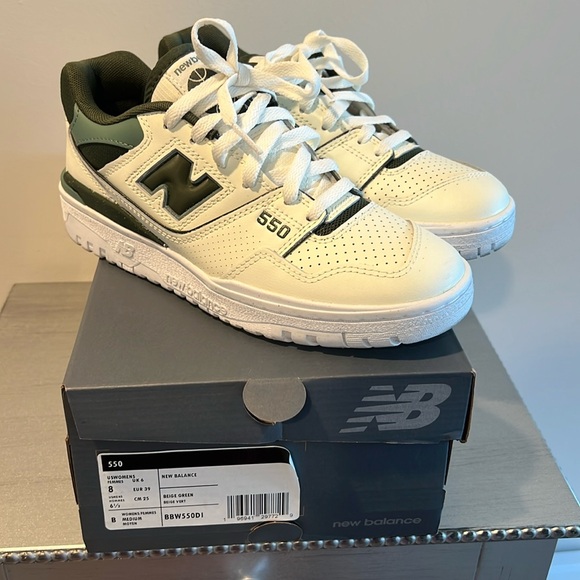 New Balance Shoes - Women's New Balance 550 shoes size 8 Beige Green